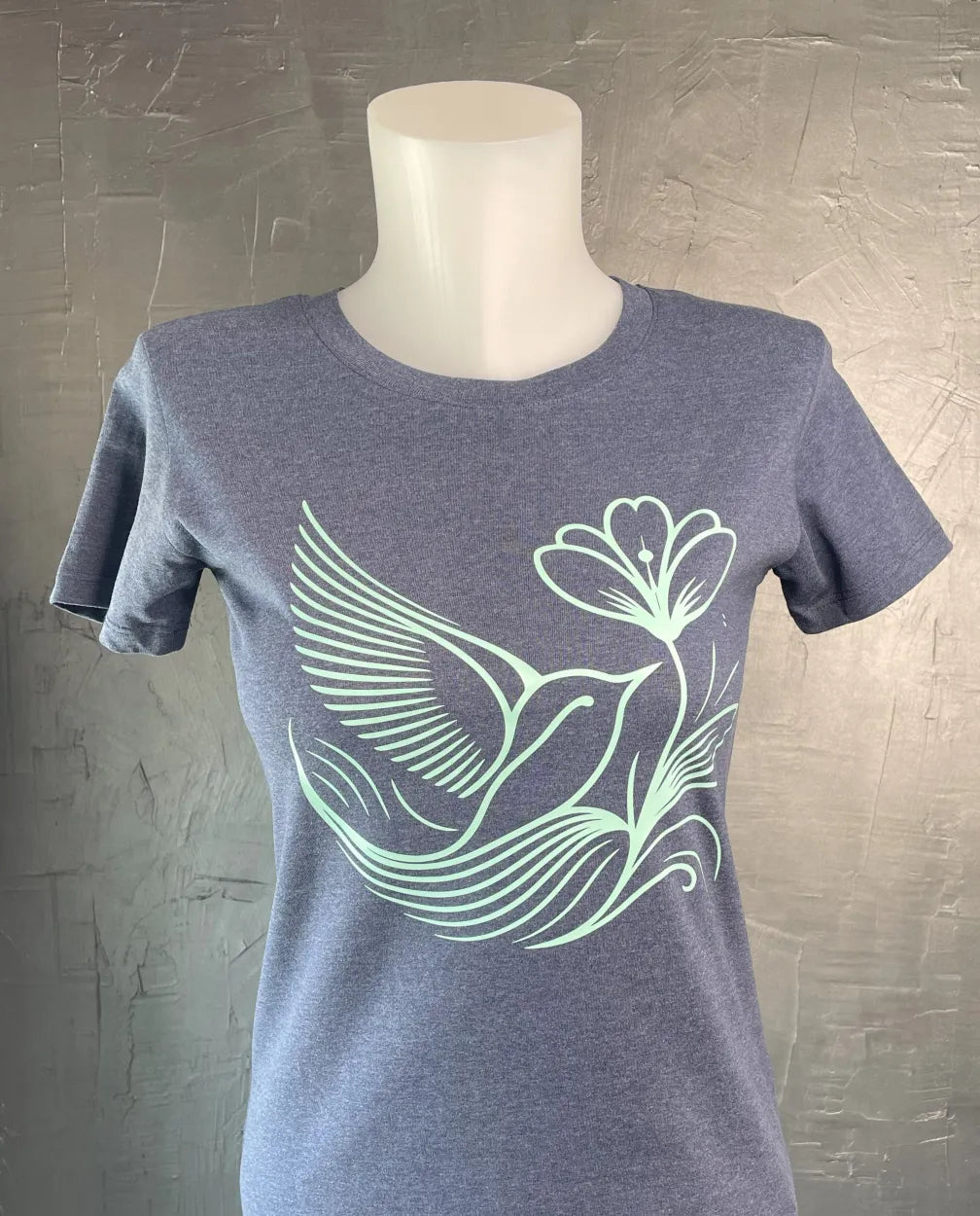 T-shirt Femme avec flocage Oiseau  et fleur